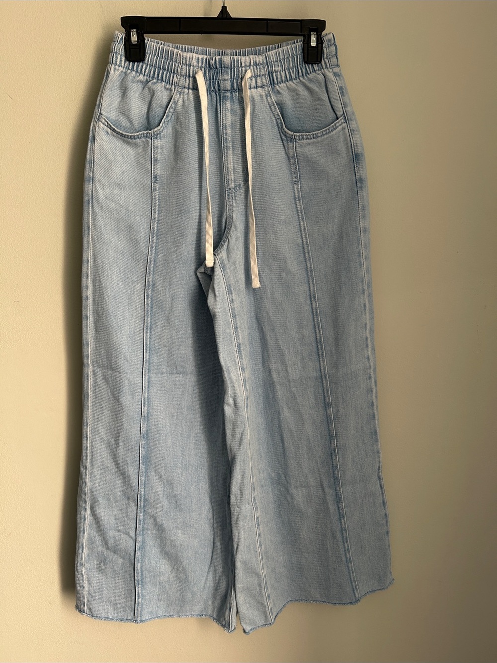 Universal Thread Light Blue Wide-Leg Drawstring Jeans - Picture 4 of 7